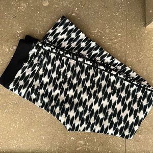 ⭐️ Nike dri fit leggings medium NWOT